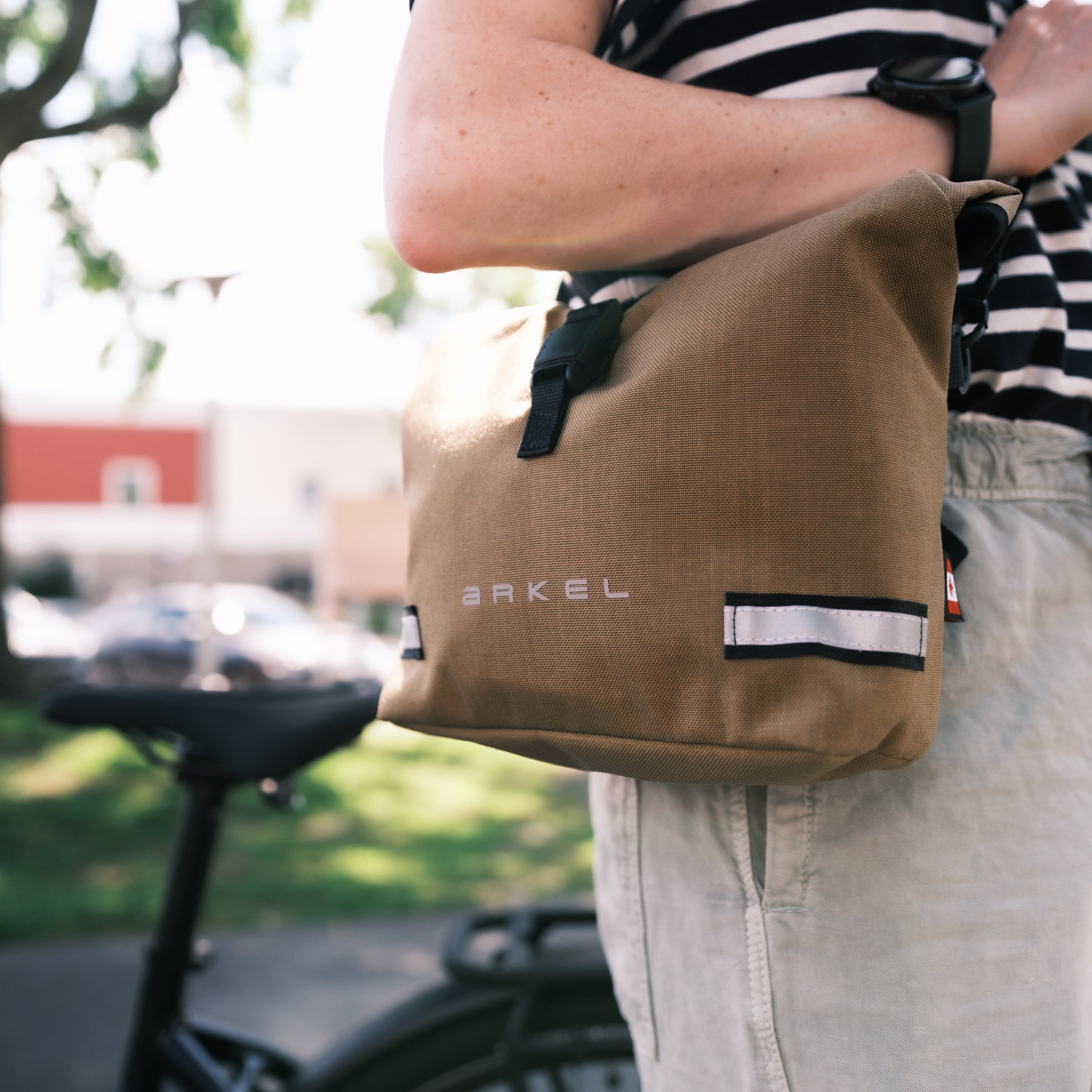 Signature BB - Waterproof Handlebar Bag - Image 7